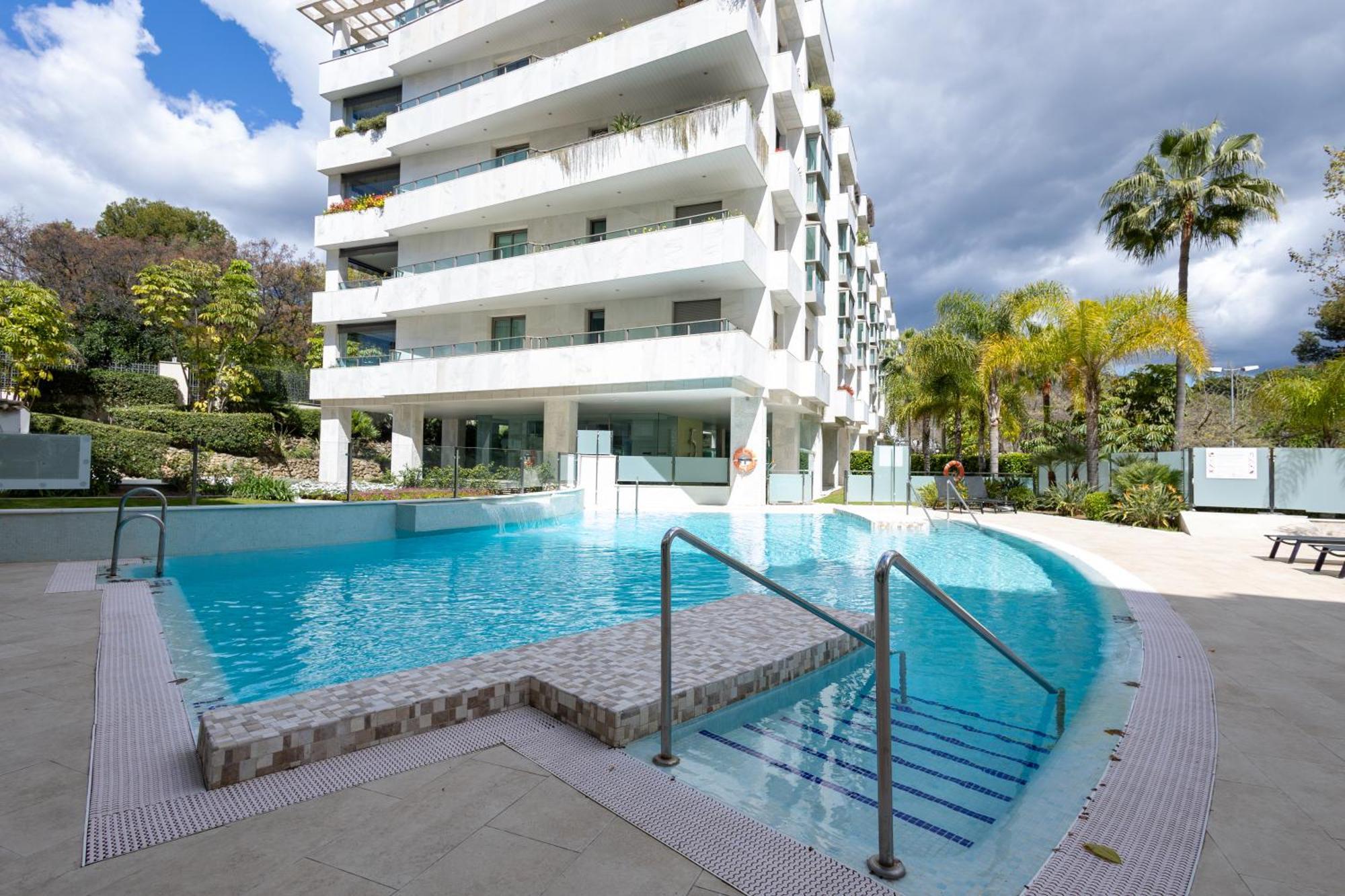 Luxury In Jardines Del Principe